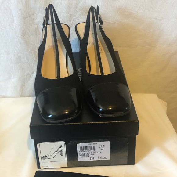 Chanel Cambon sling backs black suede with black patent toe EUC box & 2 dust bag - Picture 3 of 14